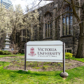维多利亚大学